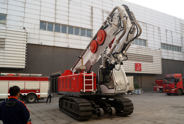 18�׶๦���Ʋ���C(j��)����